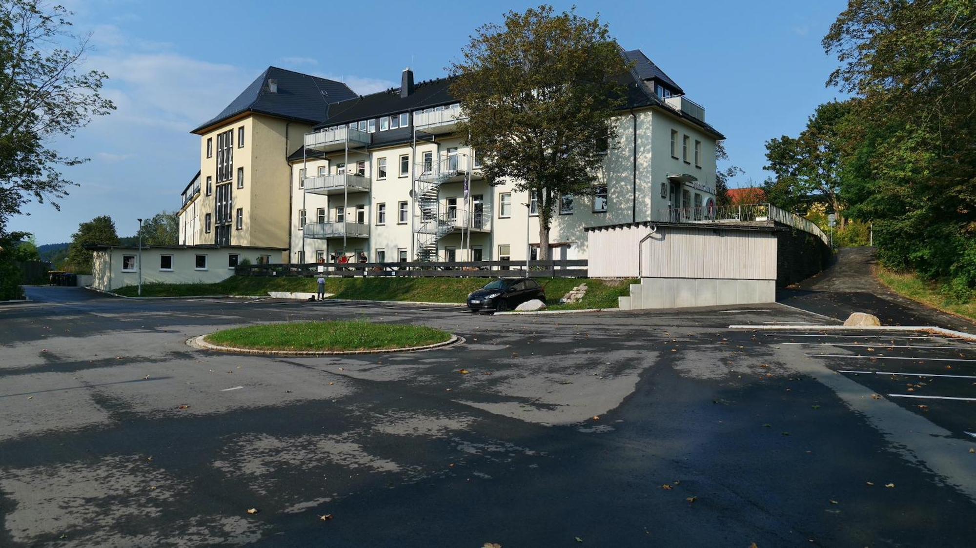 Wunderschoene Ferienwohnung Mit Balkon In Aue Exterior foto